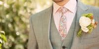 Nœuds pap’, cravates, pochettes : 20 accessoires pour être un marié stylé !