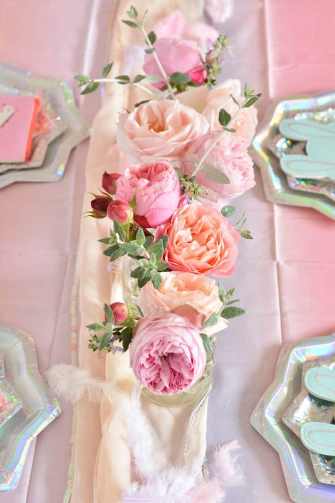jolies-idées-décoration-anniversaire-fille-licorne