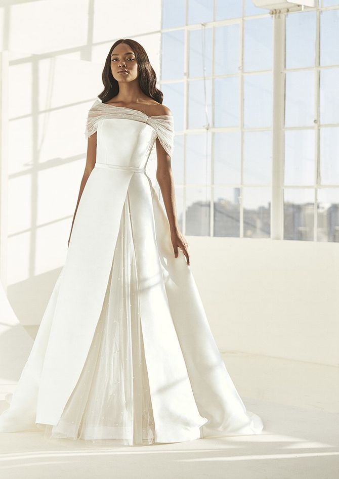 Ashley Graham Pronovias robes de mariée grande taille
