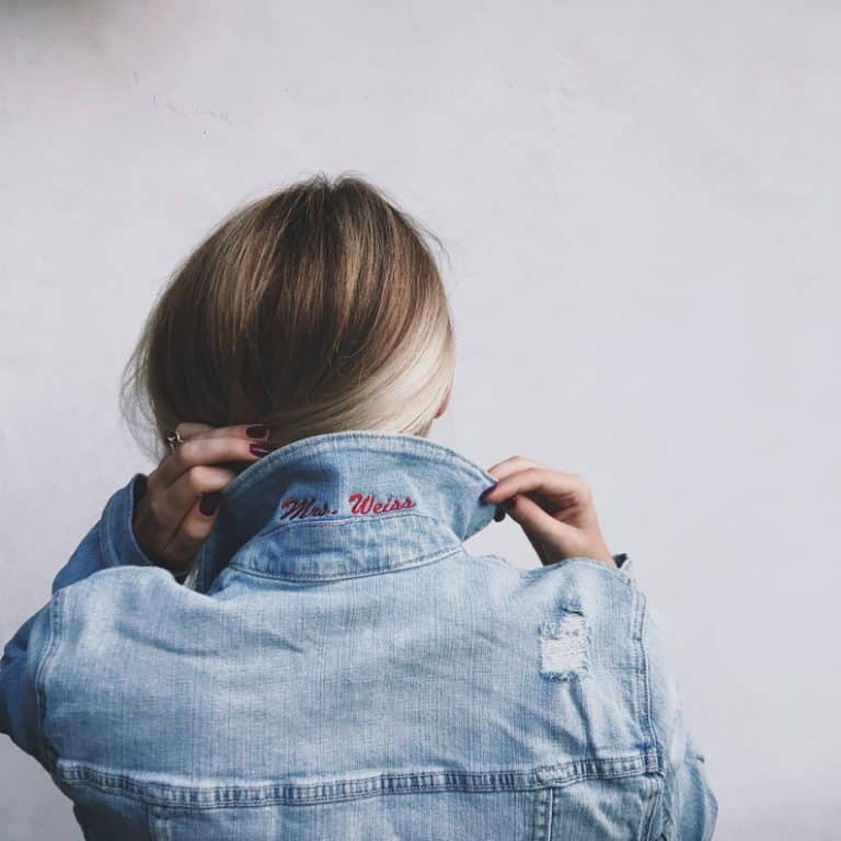 Notre sélection de 12 vestes en jean et denim pour la mariée A la Une