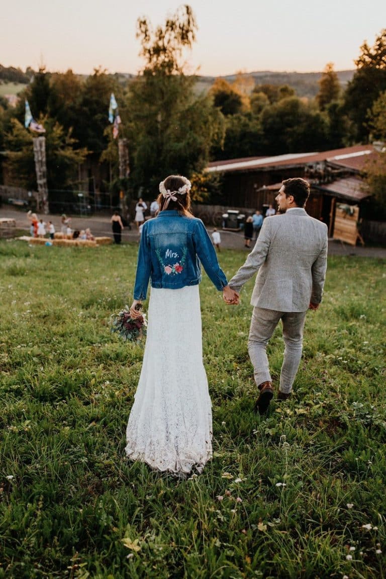 Notre sélection de 12 vestes en jean et denim pour la mariée A la Une