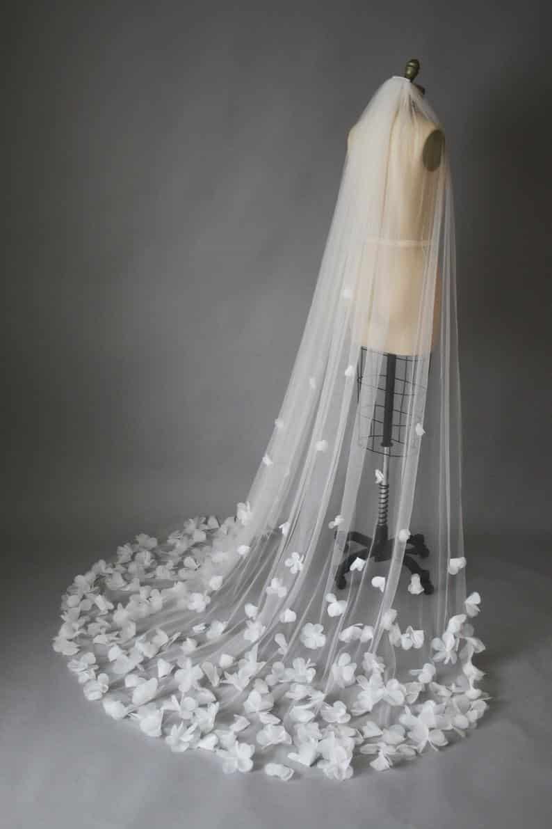 Voile De Mariée Flora 1 Couche - Tulle Léger Avec Bordure Satin - Longueur 71,1 Cm (depuis La Taille) - Ivoire - Avec Peigne