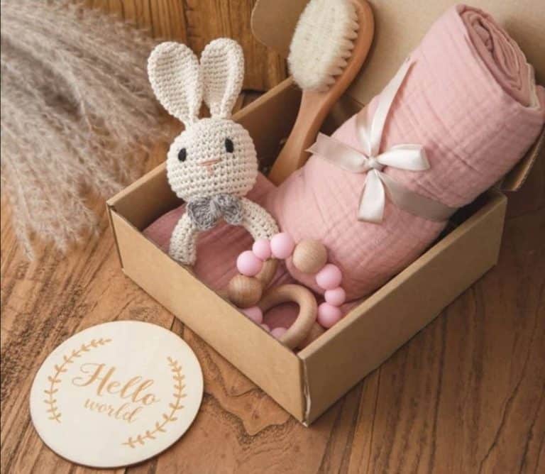 10 idées de cadeaux de naissance Made In France A la Une!