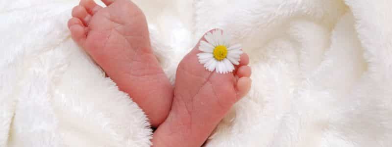 feet cute flower child