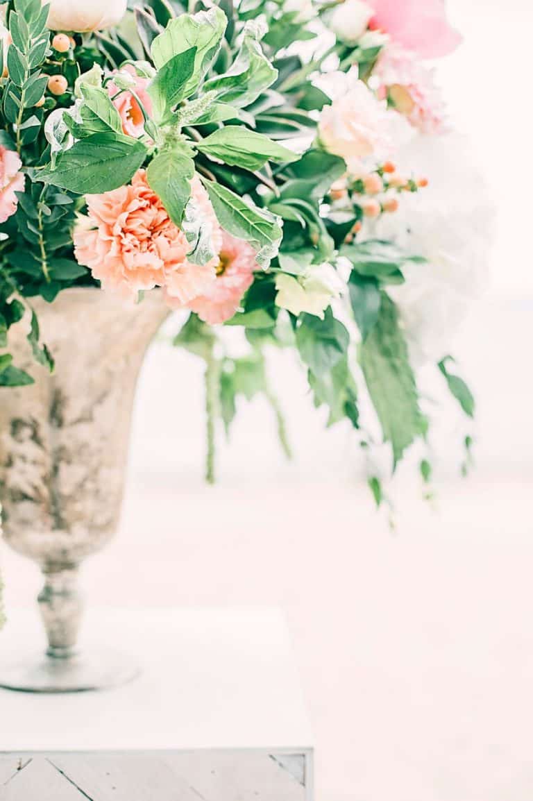 Comment refuser une invitation à un mariage ? A la Une!