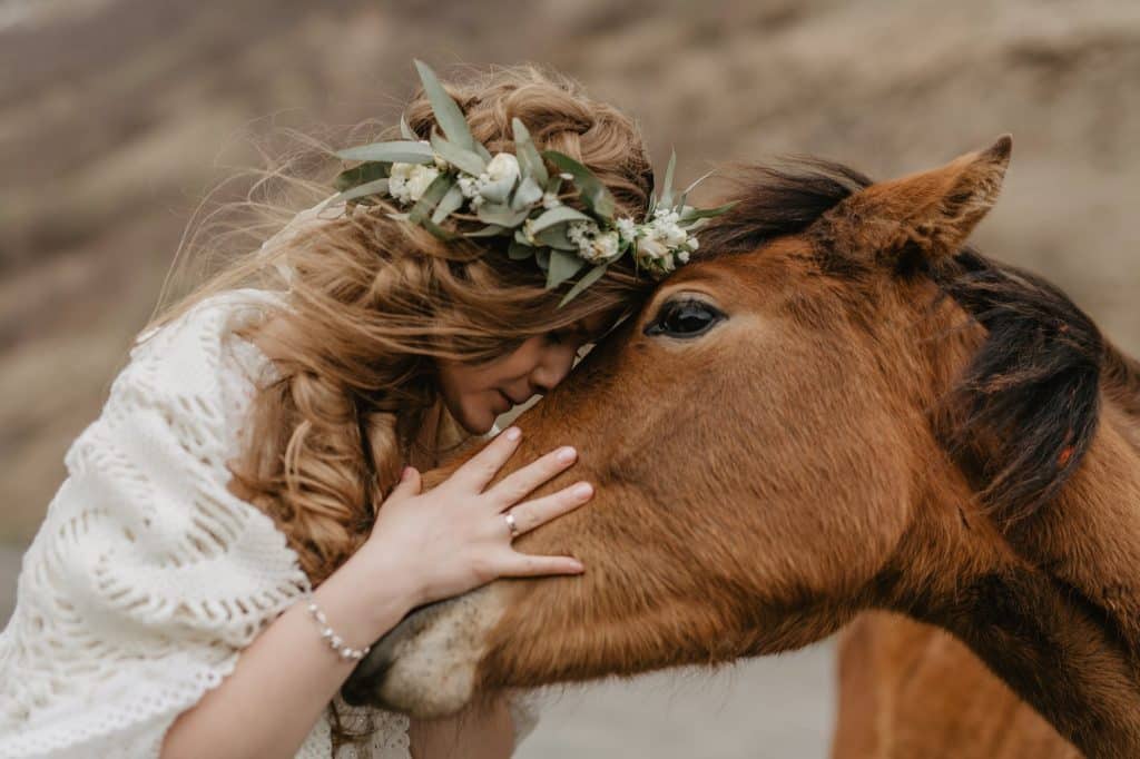 nature love woman winter
