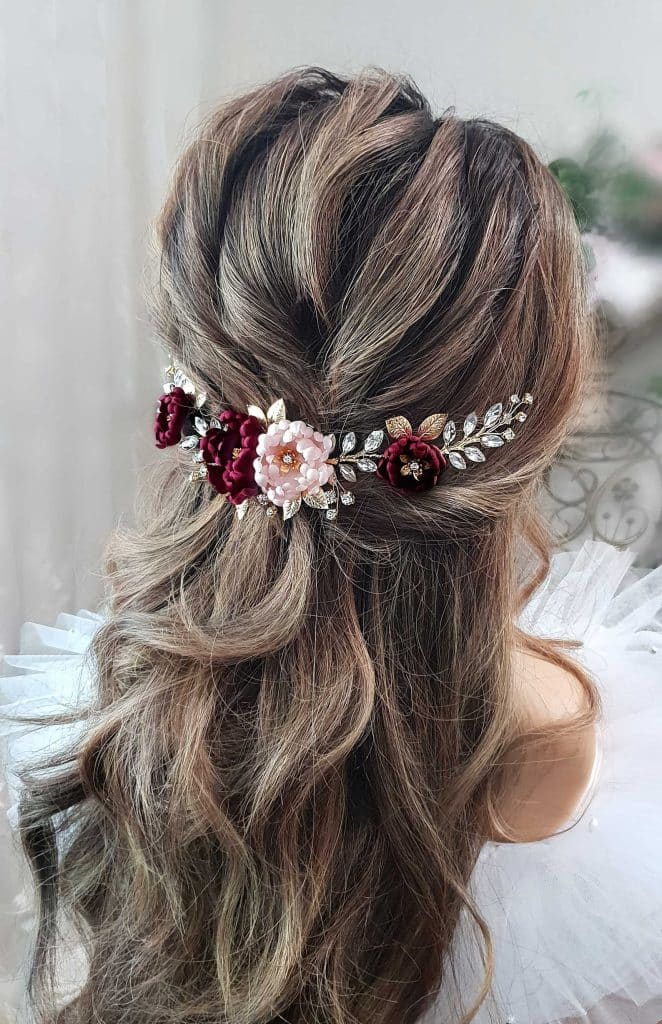 Barette florale pour coiffure de mariée champêtre