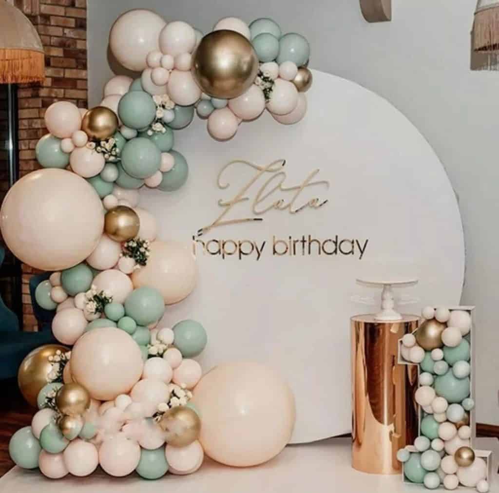 8 arches de ballons pour décorer votre anniversaire