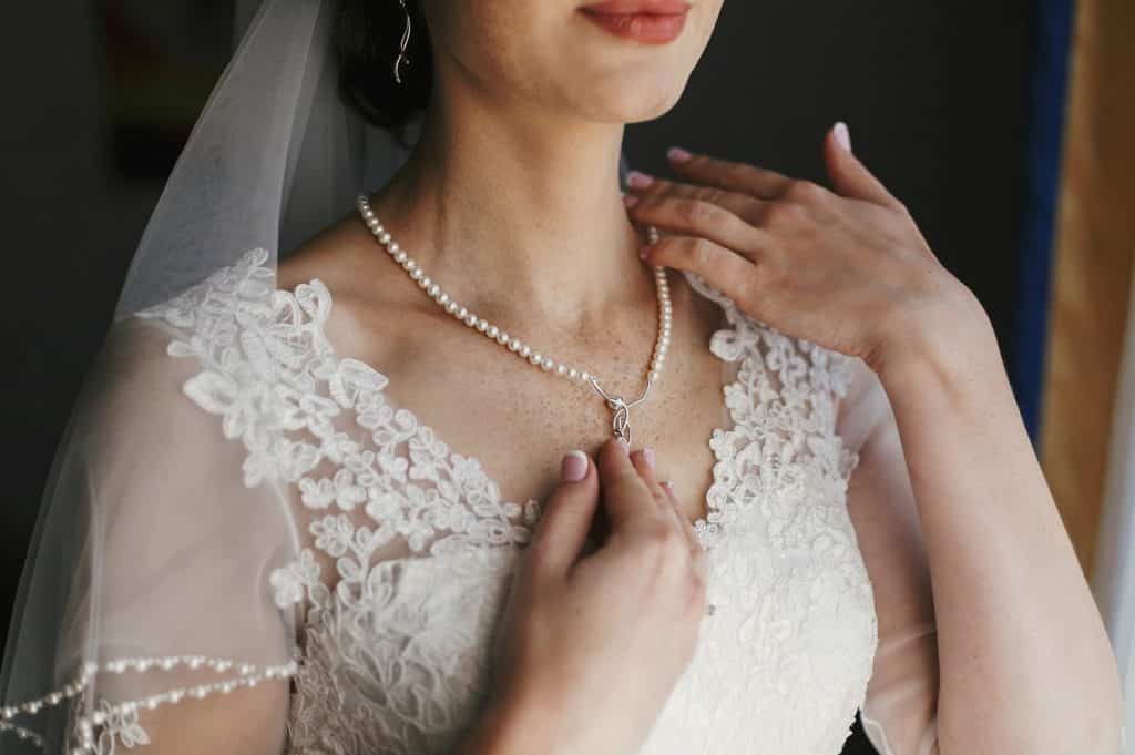 Comment choisir ses accessoires de mariage ? - Accessoire Coiffure Mariée