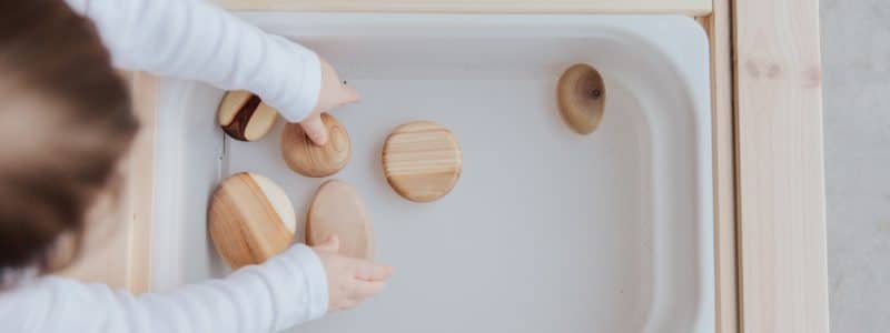 jouets montessori bébé