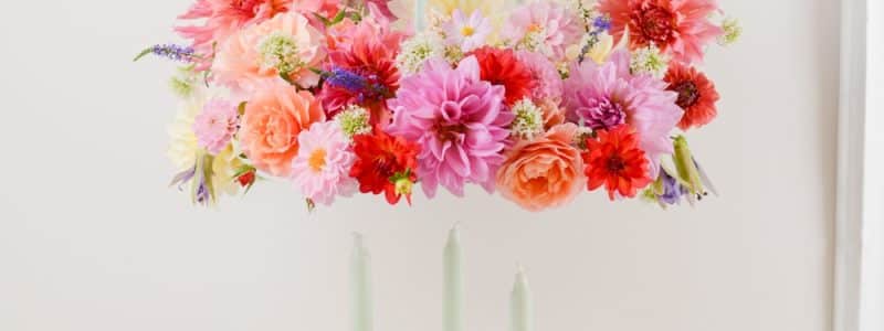 DIY couronne de fleurs suspendue matériel blog mariage la mariée en colère