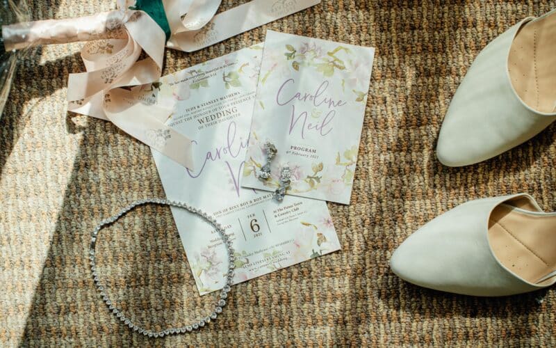 Peut-on désinviter des invités de notre mariage ? 